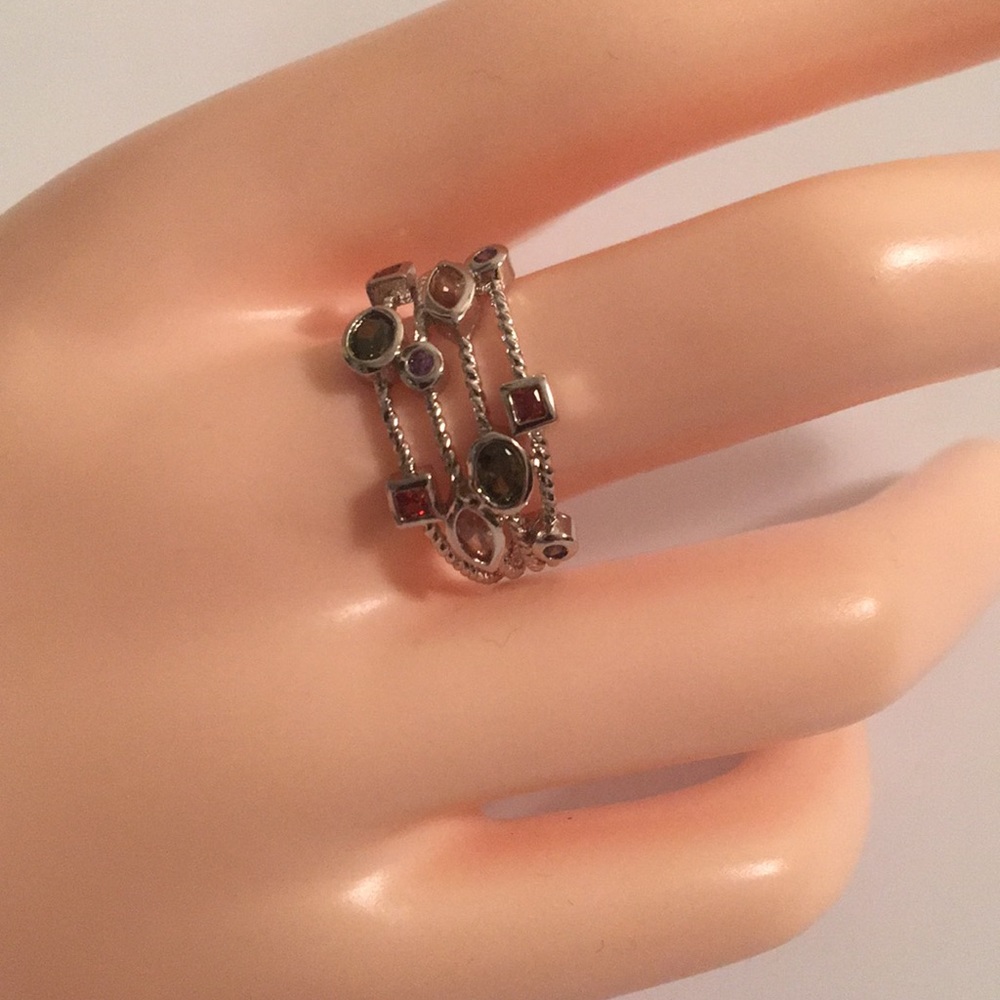 Sterling Silver Ring- - Picture 6 of 6